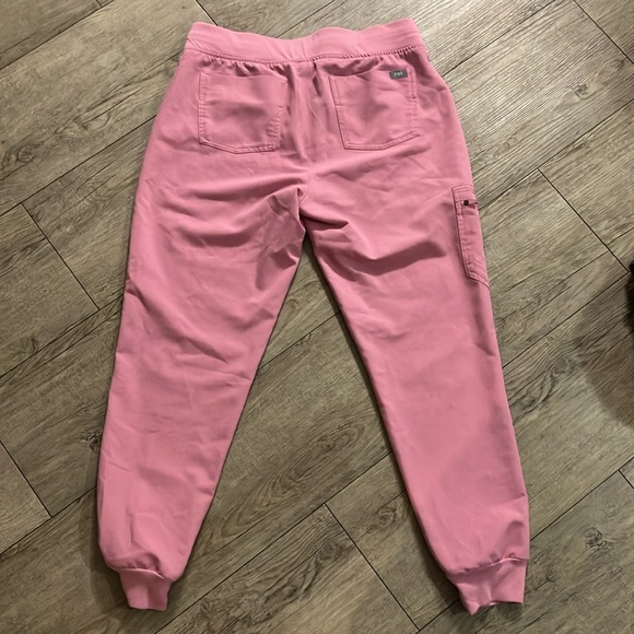 Figs Medium Zamora Bottoms in Chalk Pink - Picture 3 of 3